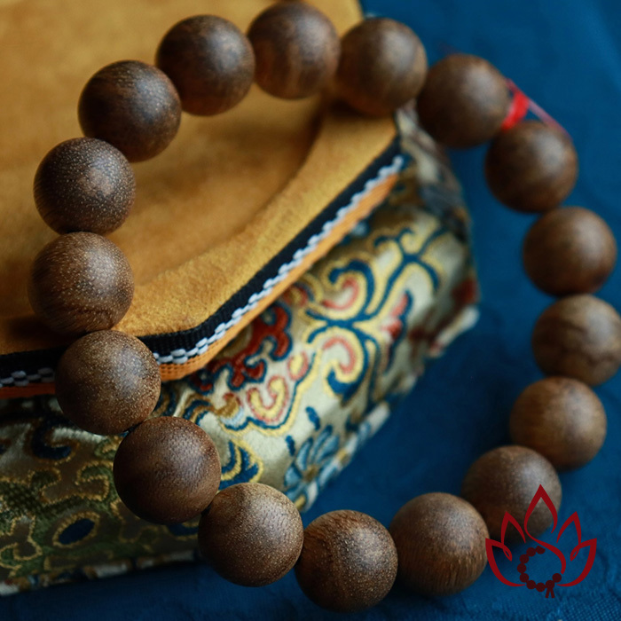 Vòng Trầm Hương Hạt Tròn | 12 Ly | Trầm Tốc Kiến Tự Nhiên Lâu Năm